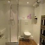 Apartementhaus Gneisenaustrasse Апартаменти *
