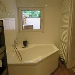 Apartementhaus Gneisenaustrasse Апартаменти *
