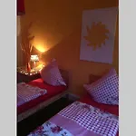 Апартаменти Apartementhaus Gneisenaustrasse
