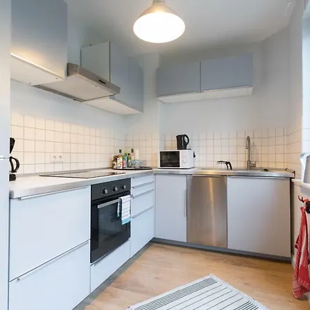 Apartementhaus Gneisenaustrasse * ברמן